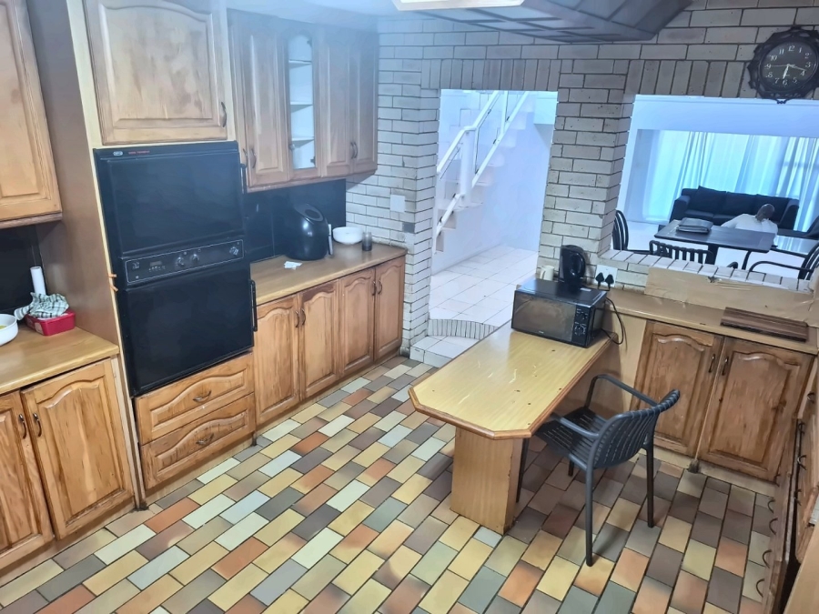  Bedroom Property for Sale in Plumstead Western Cape